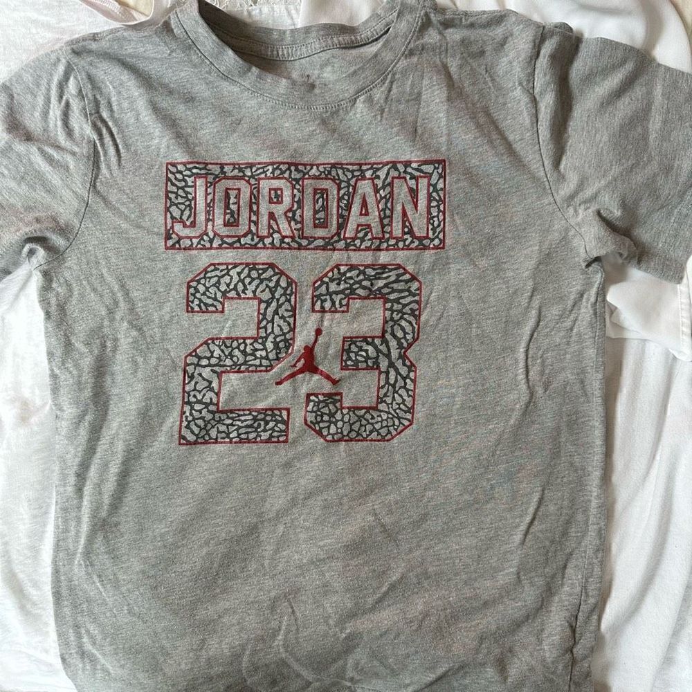 Jordan boys T-shirt size XL